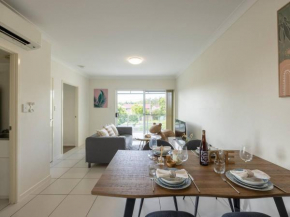 Walk to everything Modern 2Beds Apt with Easy Access